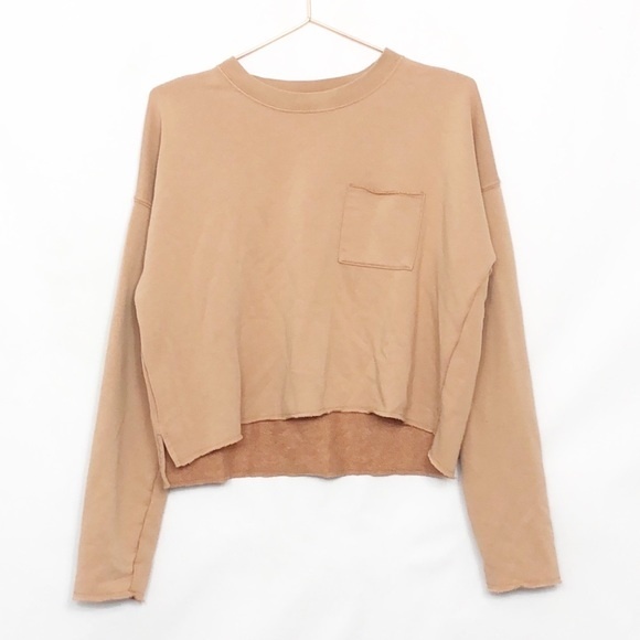 aerie Tops - Aerie Cropped Breast Pocket Sweatshirt Light Tan Excellent Condition Medium 22D